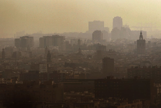 EL AIRE QUE RESPIRAS Y LAS PARTÍCULAS CONTAMINANTES EN LAS 16 CIUDADES MÁS PELIGROSAS PARA TU SALUD